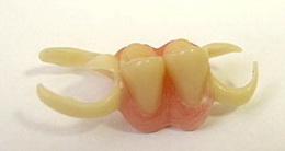 Удобные съемные мягкие протезы зубов